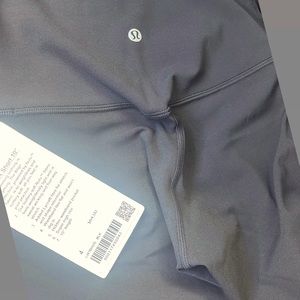 Lululemon Align SHR shorts - Sz 4 -  NWT